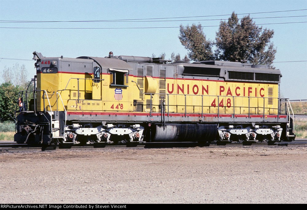 Union Pacific hi-nose SD24 UP #448
